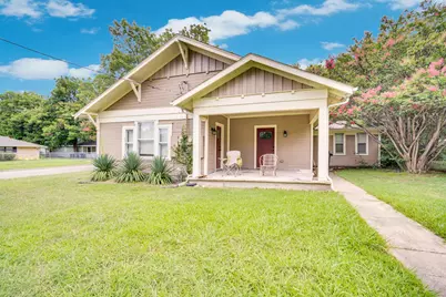 208 W Denton Street, Ennis, TX 75119 - Photo 1