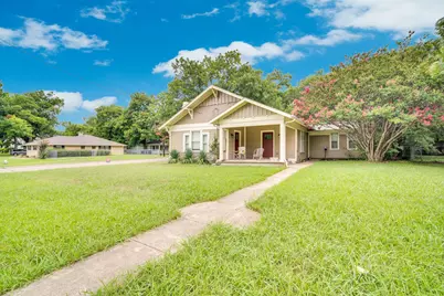 208 W Denton Street, Ennis, TX 75119 - Photo 3