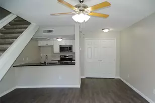 4628 Country Creek Dr, Dallas, TX 75236 - Photo 9