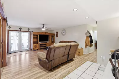 1322 Paris Drive, Garland, TX 75040 - Photo 9