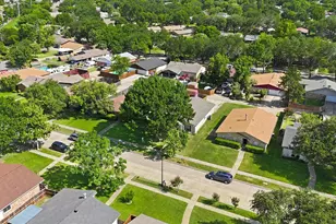 1322 Paris Dr, Garland, TX 75040 - Photo 3
