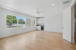 7033 Chantilly Ln, Dallas, TX 75214 - Photo 25