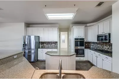 8924 High Meadows Drive, Plano, TX 75025 - Photo 17