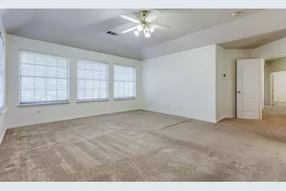 8924 High Meadows Drive, Plano, TX 75025 - Photo 9