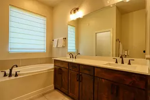 225 E 5th St, Ferris, TX 75125 - Photo 23