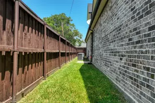 225 E 5th St, Ferris, TX 75125 - Photo 5