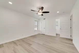 9107 Lindaro Ln, Dallas, TX 75228 - Photo 31