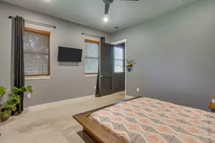 816 Alan Dr, Burleson, TX 76028 - Photo 17
