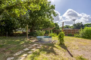 816 Alan Dr, Burleson, TX 76028 - Photo 29
