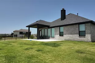 341 Aurora Hills Trl, Burleson, TX 76028 - Photo 17