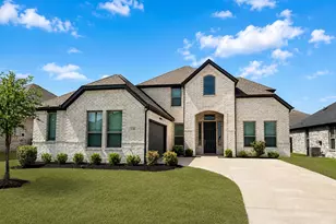 136 Bowling Grn Ave., Red Oak, TX 75154 - Photo 1