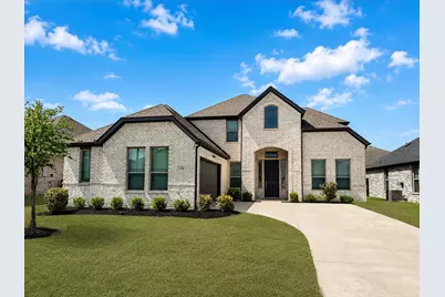 136 Bowling Green Avenue, Red Oak, TX 75154 - Photo 1