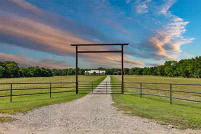 405 County Road 156, Whitesboro, TX 76273 - Photo 3