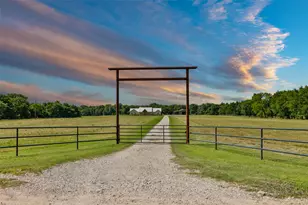405 Co Rd 156, Whitesboro, TX 76273 - Photo 3