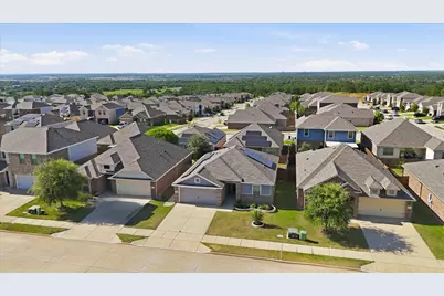 7533 Pleasant Oaks Street, Fort Worth, TX 76120 - Photo 33
