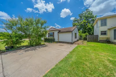 800 Mimosa Drive, Garland, TX 75040 - Photo 21