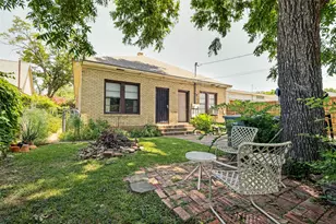 2542 Gladstone Dr, Dallas, TX 75211 - Photo 13