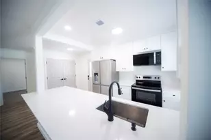 3233 S University Dr, Fort Worth, TX 76109 - Photo 15