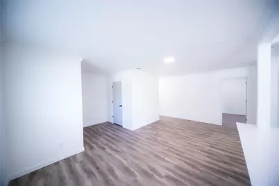 3233 S University Drive, Fort Worth, TX 76109 - Photo 9