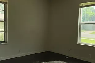 609 S Colbert Ave, Sherman, TX 75090 - Photo 5