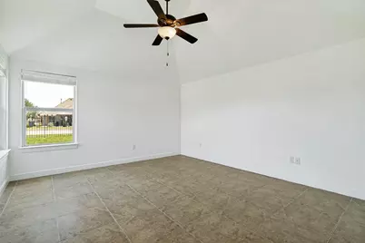 204 Captains Court, Granbury, TX 76049 - Photo 15