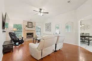 521 Wild Springs Dr, Midlothian, TX 76065 - Photo 3