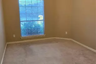 2342 Lake Hollow Cir, Garland, TX 75040 - Photo 19