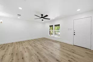 4704 Forbes St, Fort Worth, TX 76105 - Photo 9