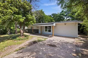 4704 Forbes St, Fort Worth, TX 76105 - Photo 7