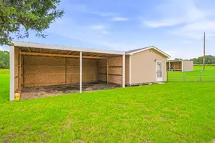 2914 Oak Ct, Granbury, TX 76048 - Photo 31