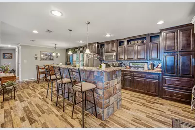 2914 Oak Court, Granbury, TX 76048 - Photo 13
