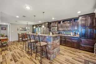 2914 Oak Ct, Granbury, TX 76048 - Photo 13