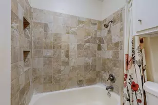 13818 Methuen Green Ln, Dallas, TX 75240 - Photo 21