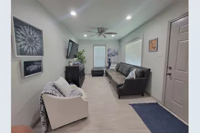6601 Six J Court, Granbury, TX 76049 - Photo 5