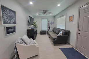 6601 Six J Ct, Granbury, TX 76049 - Photo 5