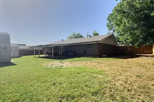 2304 SE 10th, Mineral Wells, TX 76067 - Photo 35
