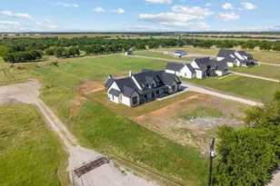 12160 Riek Rd, Krum, TX 76249 - Photo 37