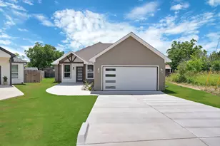5115 Waterbury Ct, Granbury, TX 76048 - Photo 5