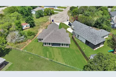 5115 Waterbury Court, Granbury, TX 76048 - Photo 9