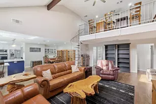 2703 Chinquapin Oak Ln, Arlington, TX 76012 - Photo 23