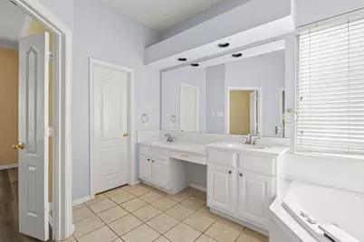 4605 Hinton Drive, Plano, TX 75024 - Photo 3