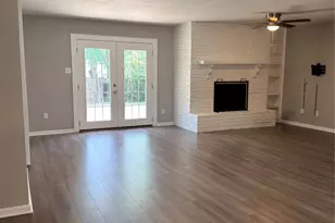 900 Prestwick St, Bedford, TX 76022 - Photo 7
