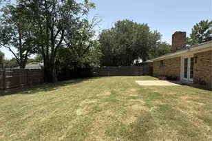 900 Prestwick St, Bedford, TX 76022 - Photo 29