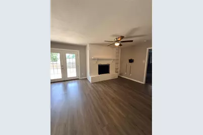 900 Prestwick Street, Bedford, TX 76022 - Photo 11
