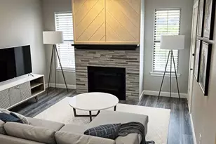 1730 Crestpoint Dr, Arlington, TX 76012 - Photo 3