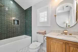 814 E Wall St, Grapevine, TX 76051 - Photo 23