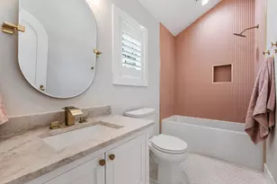814 E Wall St, Grapevine, TX 76051 - Photo 25