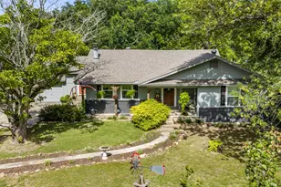 2461 County Rd 44800, Blossom, TX 75416 - Photo 21