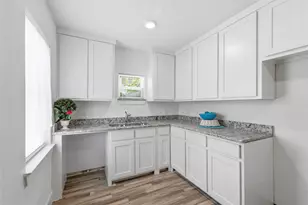 1403 S Marsalis Ave, Dallas, TX 75216 - Photo 7