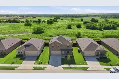 7114 Amber Barn Avenue, Pilot Point, TX 76258 - Photo 29